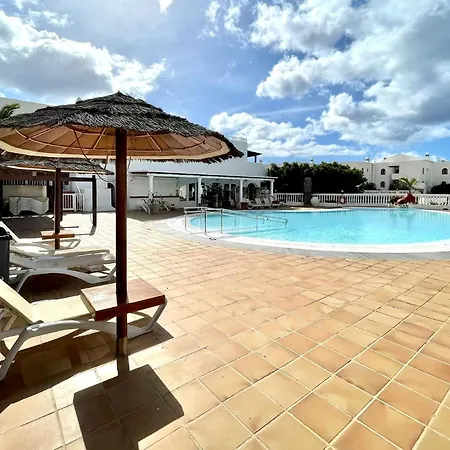 Bonito Apartamento Cerca De Playa Los Charcos Costa Teguise